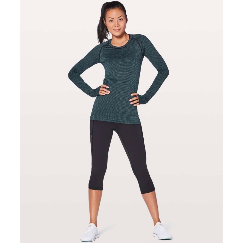 Lululemon Swiftly Tech Long Sleeve Crew Dark Maritime/Black 6